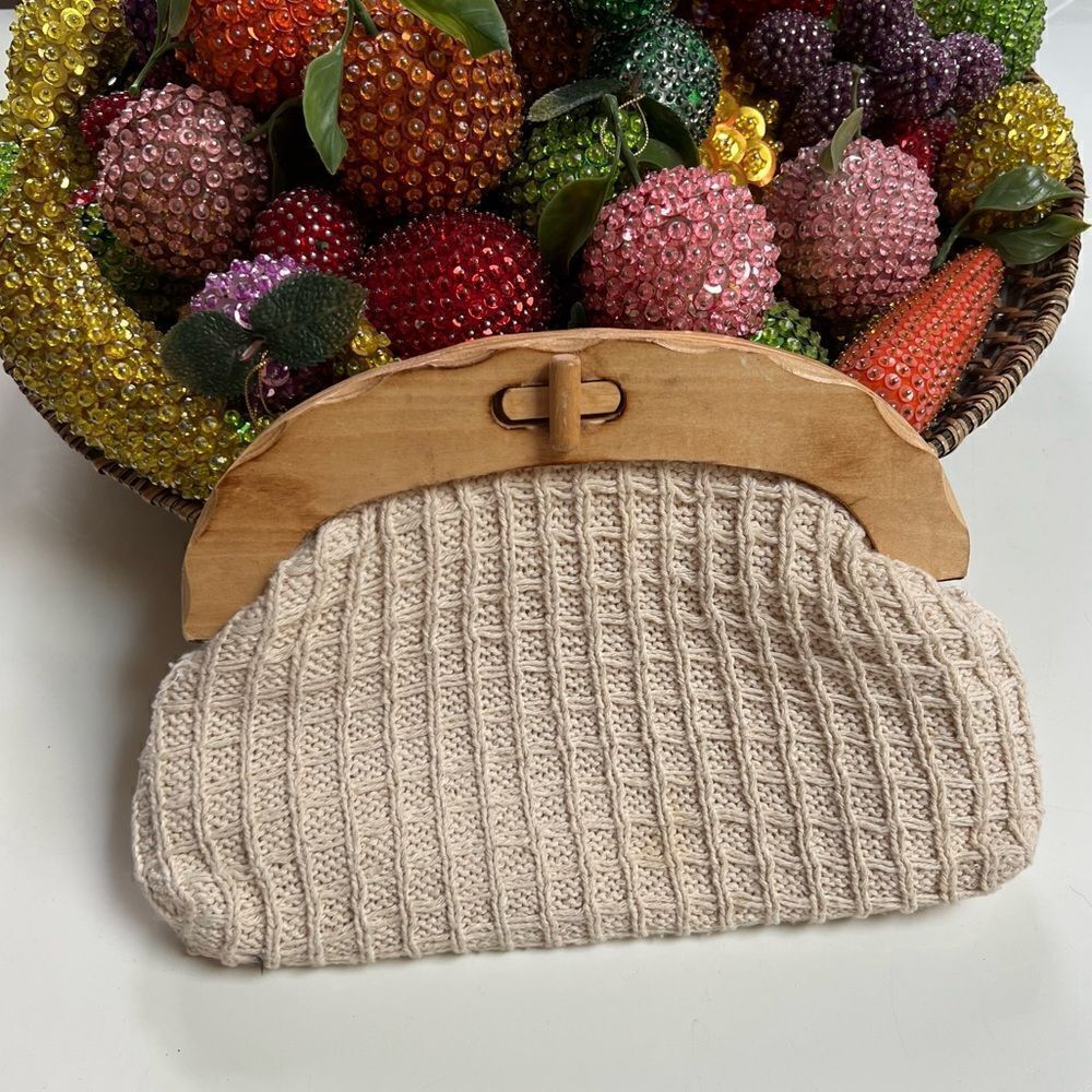 Dreamy Mod Boho 1960s Cream Fabric Knit Wooden Top Clutch Handbag